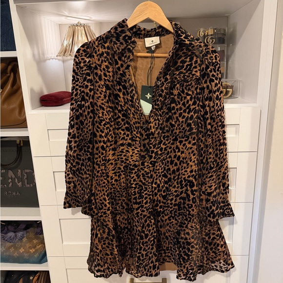 TUCKERNUCK Leopard Velvet Burnout Callahan Shirt Dress - Leopard / XS - Picture 5 of 8